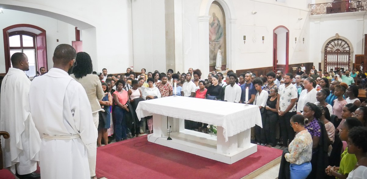 Bênção de Estudantes Finalistas na Pró Catedral de Nossa Senhora da Graça