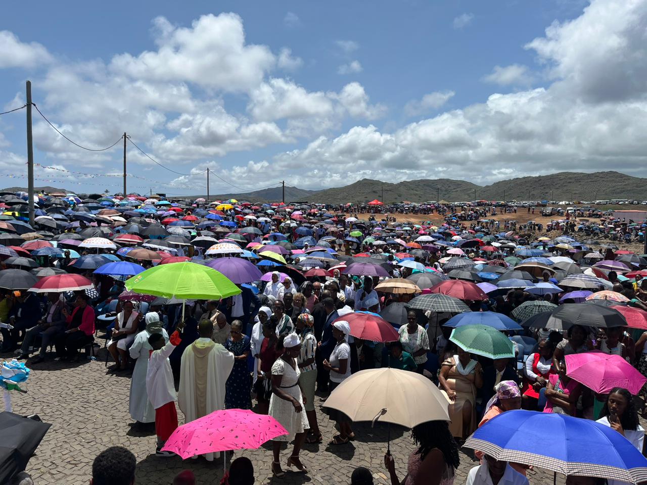Celebração de Nossa Senhora da Luz é Comemorada nas Paróquias