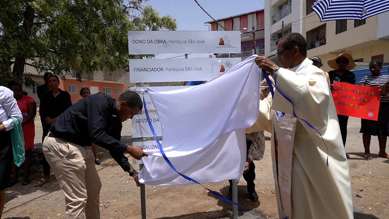 Top 20 Musicas Catolicas Noites TraiçoeirasAcalma o Meu CoraçãoEu Te LevantareiVemEspírito Santo.mp4.00 05 40 01.Still001