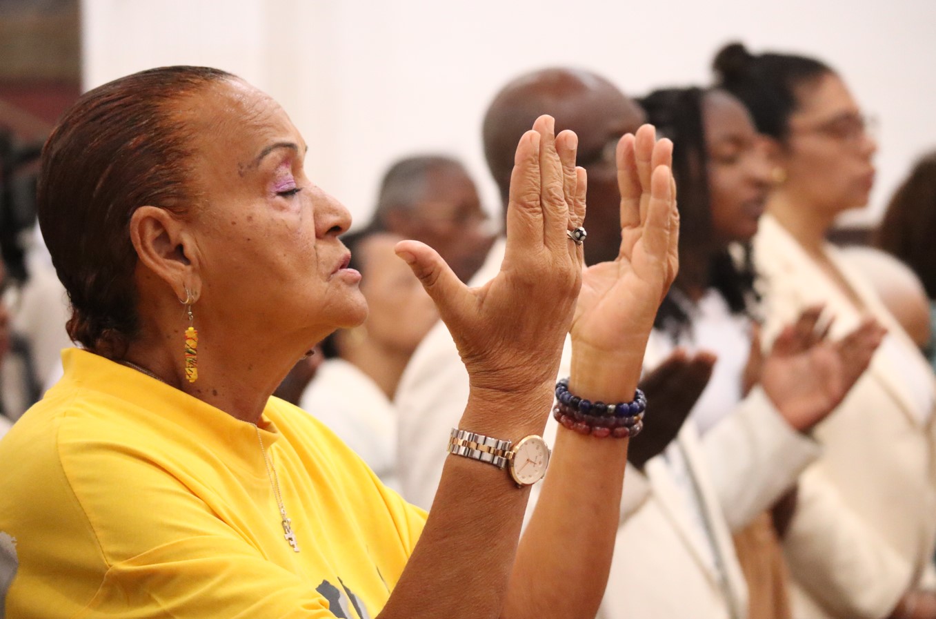 𝐏𝐚́𝐬𝐜𝐨𝐚 𝐓𝐞𝐦𝐩𝐨 𝐝𝐞 𝐑𝐞𝐧𝐨𝐯𝐚𝐜̧𝐚̃𝐨 𝐞 𝐄𝐬𝐩𝐞𝐫𝐚𝐧𝐜̧𝐚 𝐃𝐨𝐦 𝐀𝐫𝐥𝐢𝐧𝐝𝐨 𝐅𝐮𝐫𝐭𝐚𝐝𝐨