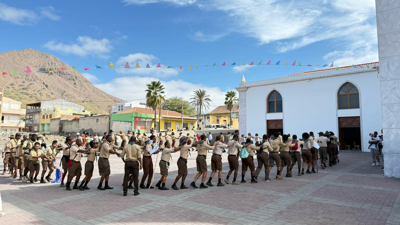 100 dirigentes escutistas católicos participam do ACAMPARE 2025